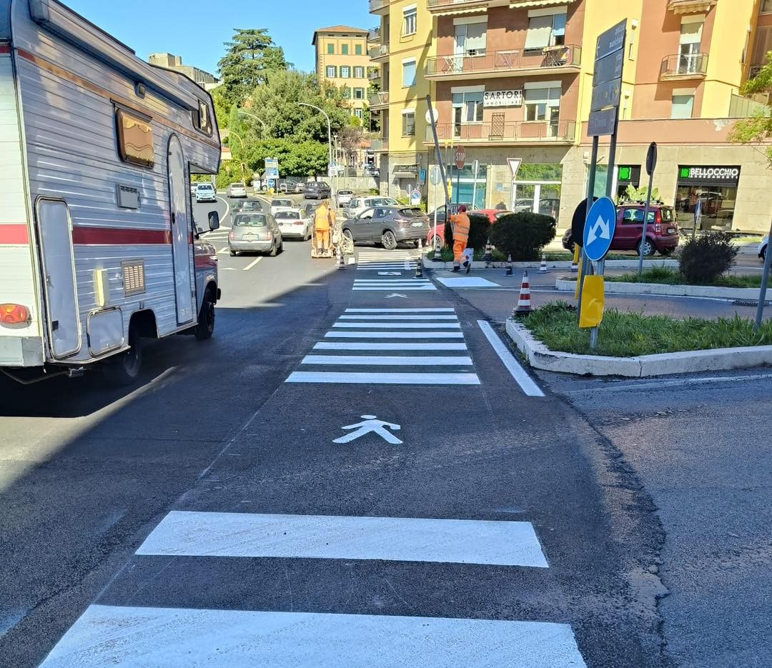 Viterbo – Tornano le strisce su Via Vicenza e strade limitrofe