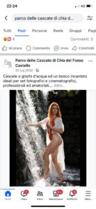 Shooting fotografici in perizoma nel set del Battesimo di Gesù, sotto la Torre di Pasolini