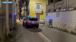 Blitz anti camorra contro il clan D’Alessandro, 11 arresti nel Napoletano