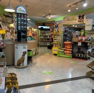 Montefiascone – A L’Arca di Noè raccolta di cibo per animali bisognosi