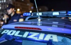 Madre uccide il figlio di 9 anni tagliandogli la gola nel Triestino