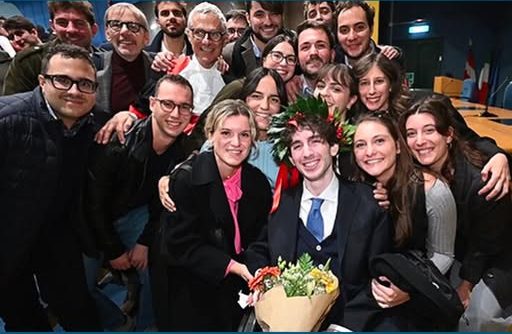 Laurea per Mauro Glorioso, tetraplegico dopo essere stato colpito da una bici lanciata dai Murazzi