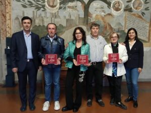 Tarquinia, quattro attività presenti in città da oltre 50 anni ricevono la targa di Botteghe Storiche