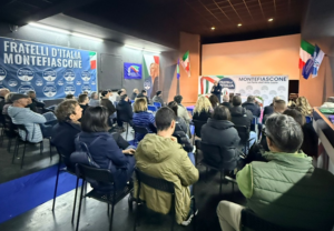 Montefiascone – Grande partecipazione all’evento dedicato ai tre anni di Governo Meloni