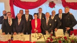 Viterbo – Albo d’oro per i Facchini della macchina di Santa Rosa, l’ironia social verso la sindaca Frontini: “Dovresti darlo a tutta la città”