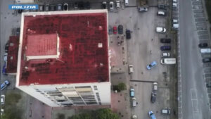 Napoli, un arresto e circa 9 kg di droga sequestrati nel quartiere Poggioreale