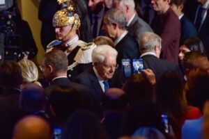 Mattarella “Astensione preoccupa, non accontentarsi di una democrazia a bassa intensità”