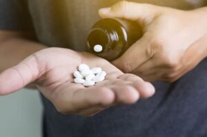 Ferentino – Contrabbanda pillole per la disfunzione erettile, arrestato 31enne