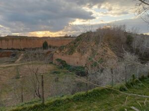 Civita Castellana, no del Biodistretto alla discarica di inerti nella cava di San Silvestro