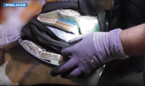 Contigliano – 60enne arrestato con cocaina e 170mila euro in contanti