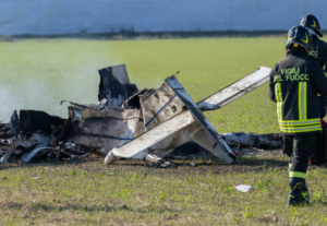 Ferrara – Tragedia alle porte della città, precipita un ultraleggero: muore il pilota