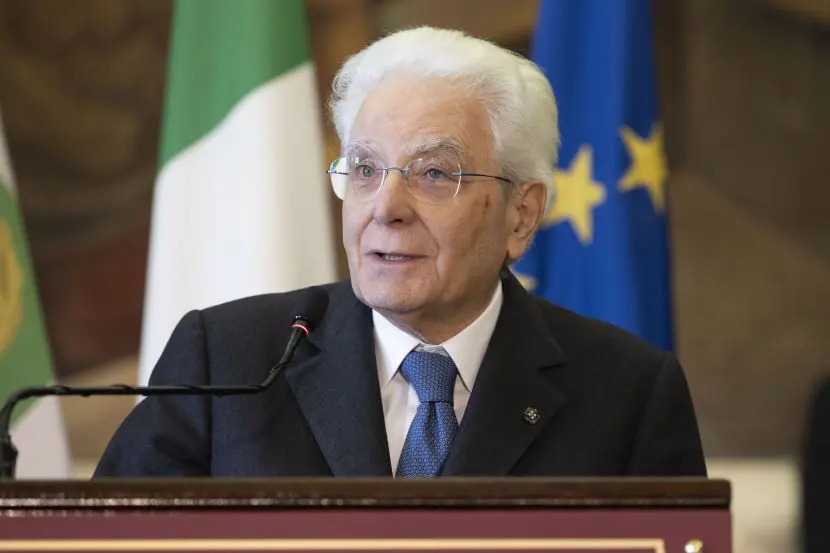 Mattarella “Paradossale il principio di muovere guerra per fare la pace”