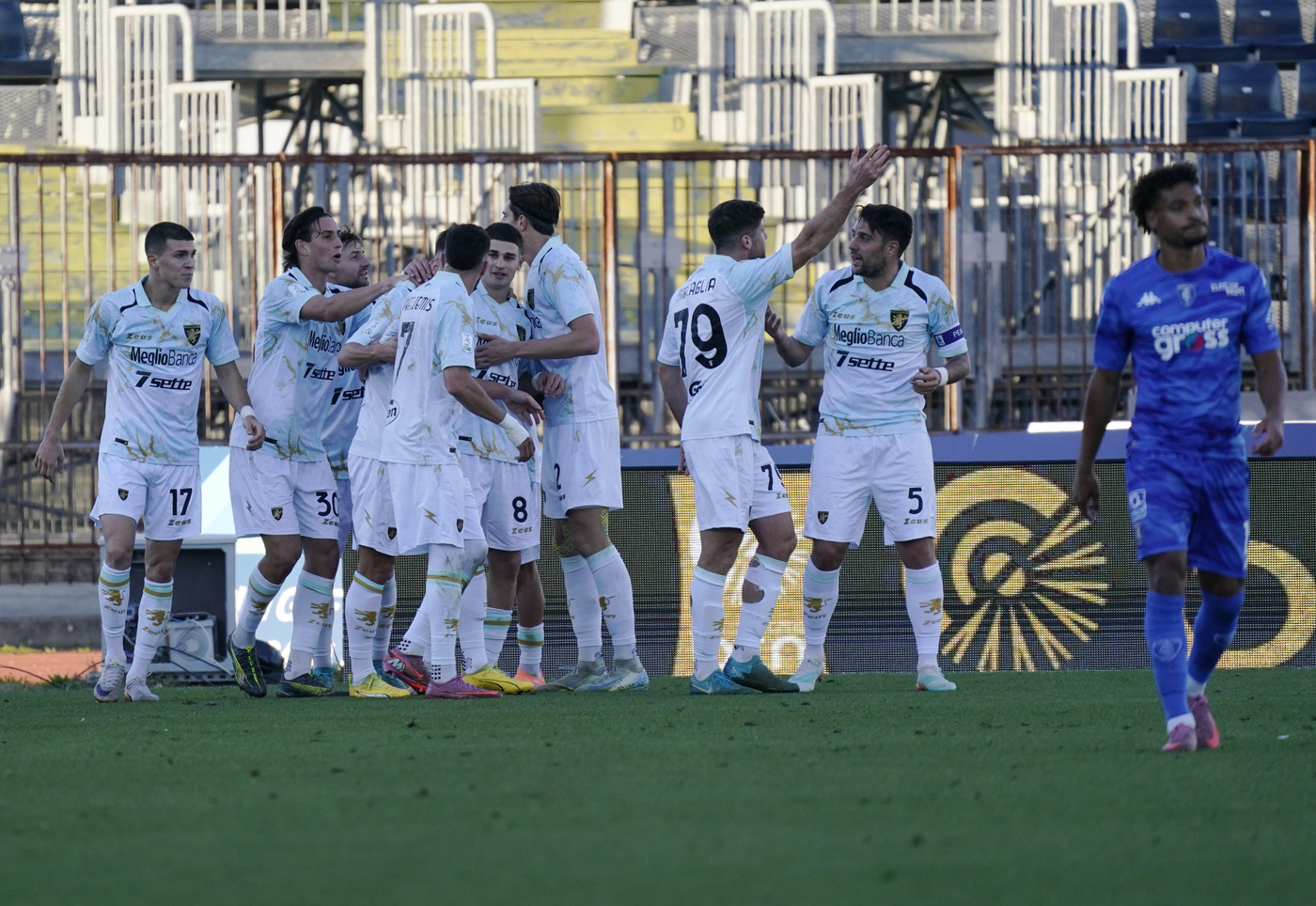 Serie B – Il Frosinone frena: rimpianti per la capolista, 1-1 ad Empoli
