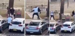 Sydney, il cittadino eroe affronta e disarma il terrorista