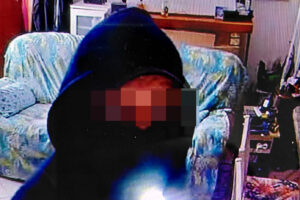 Furto in casa a Santa Marinella: ladro ripreso dalle telecamere di sicurezza