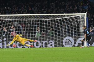 Napoli ai quarti di Coppa Italia, il Cagliari si arrende ai rigori