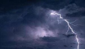 Raffiche di vento e rovesci – Vigilia di Natale, allerta meteo a Civitavecchia