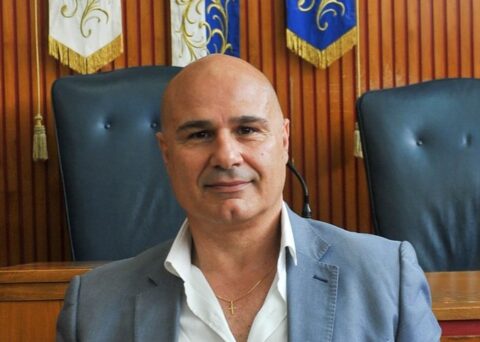 Terracina – Il consigliere Gavino De Gregorio coinvolto nella maxi-inchiesta riguardante il voto di scambio politico-mafioso tra Lazio e Campania