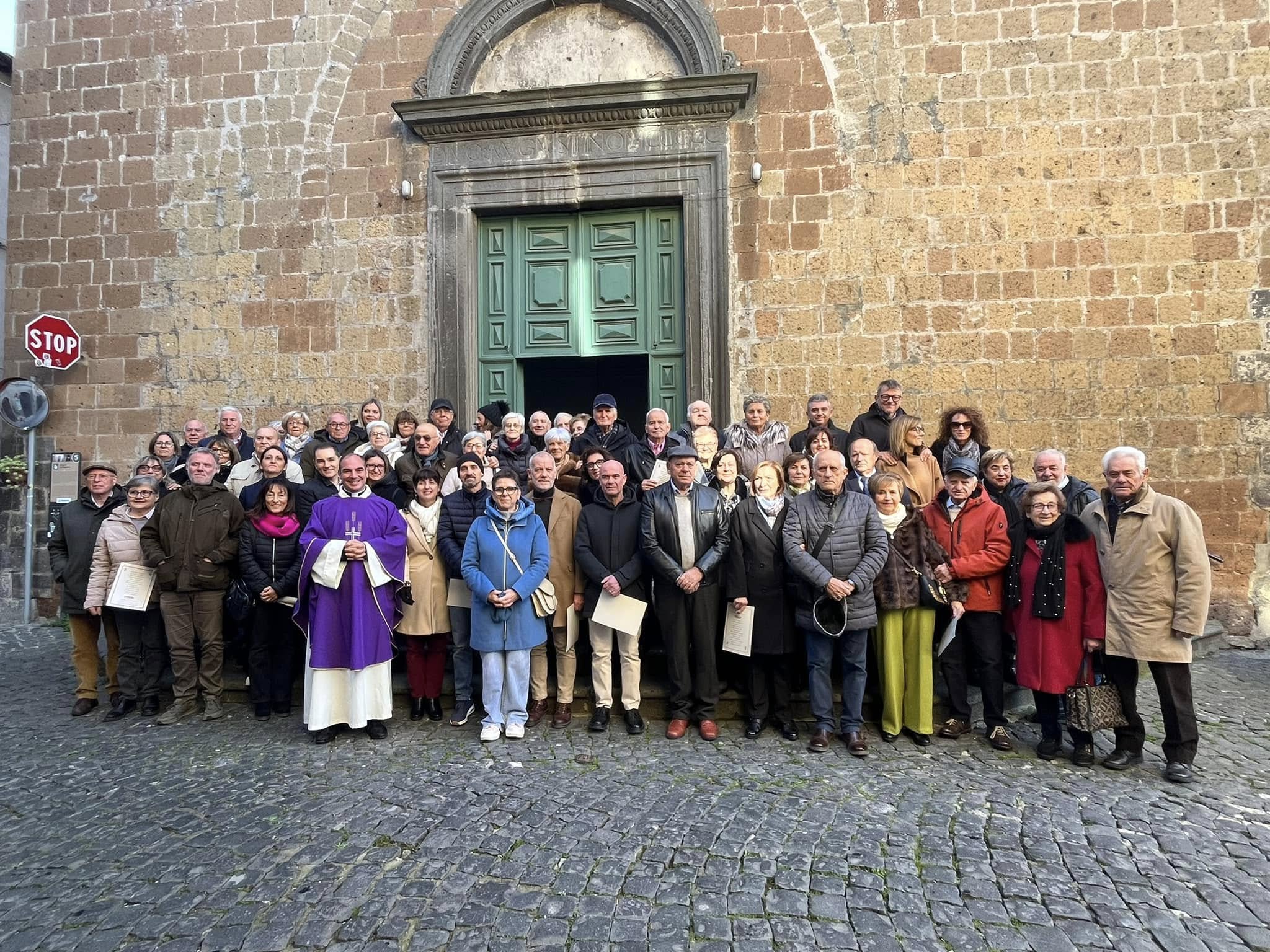 Acquapendente – Si festeggiano i matrimoni con la benedizione di don Enrico