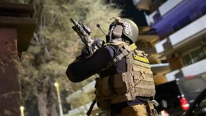 Roma – Maxi operazione antimafia: 14 arresti per tentati omicidi, armi, estorsioni e tentato sequestro di persona