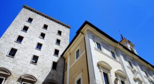 Capodanno: ordinanza sindacale a Rieti, stop ad alcol, fuochi e spray urticanti