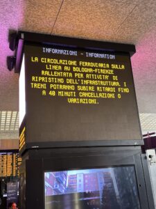 Lavori di ripristino della linea ferroviaria, pesanti disagi nella circolazione dei treni nel giorno di San Silvestro