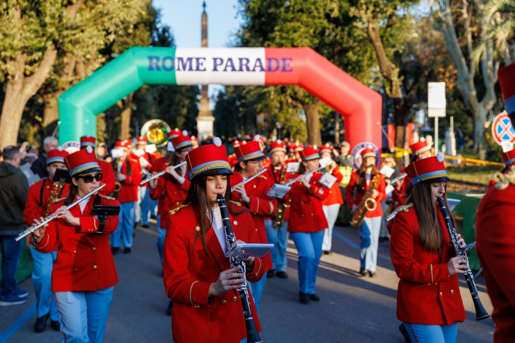 Capodanno con la Roma Parade, il più grande spettacolo in Italia di marching band e gruppi di cheerleader