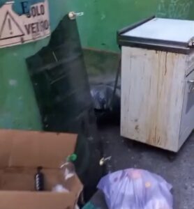 Ancora degrado a Civitavecchia – Forni e caldaie, discarica a cielo aperto in centro città