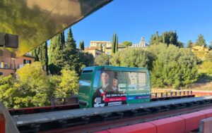 Visual Track accende Perugia: quattro fermate di MiniMetrò in un percorso immersivo tra luce, arti visive e suoni