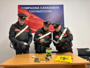 Tolfa – 38enne arrestato dai carabinieri: in casa oltre 300 grammi di droga