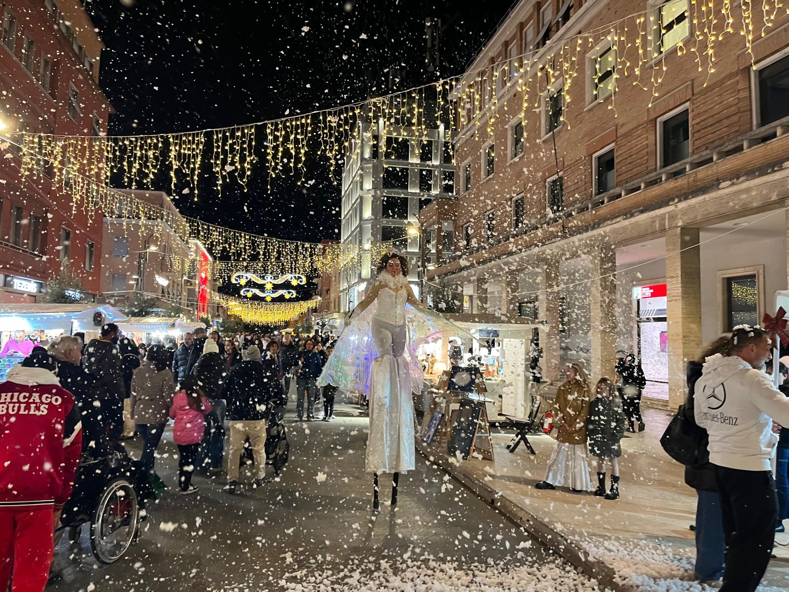 Latina – Il Villaggio di Natale conquista la città