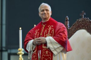 Papa Leone a Beirut “Ascoltare il grido dei poveri”