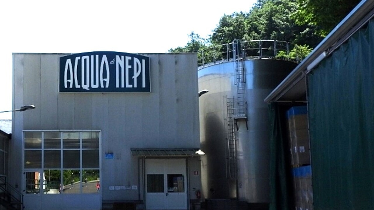 Nepi – Colpo nella notte allo stabilimento dell’Acqua di Nepi: sparisce una grande quantità di rame, a rischio la continuità produttiva