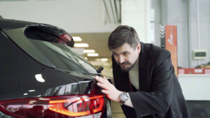 Ue, rivisto lo stop ai motori termici dal 2035