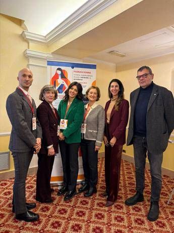 Psoriasi nella donna che sogna un bebè, la strategia vincente della gestione multidisciplinare