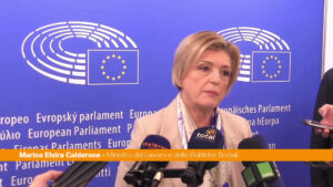 Lavoro, Calderone “Ministero vigile sull’impatto dell’IA sull’occupazione”