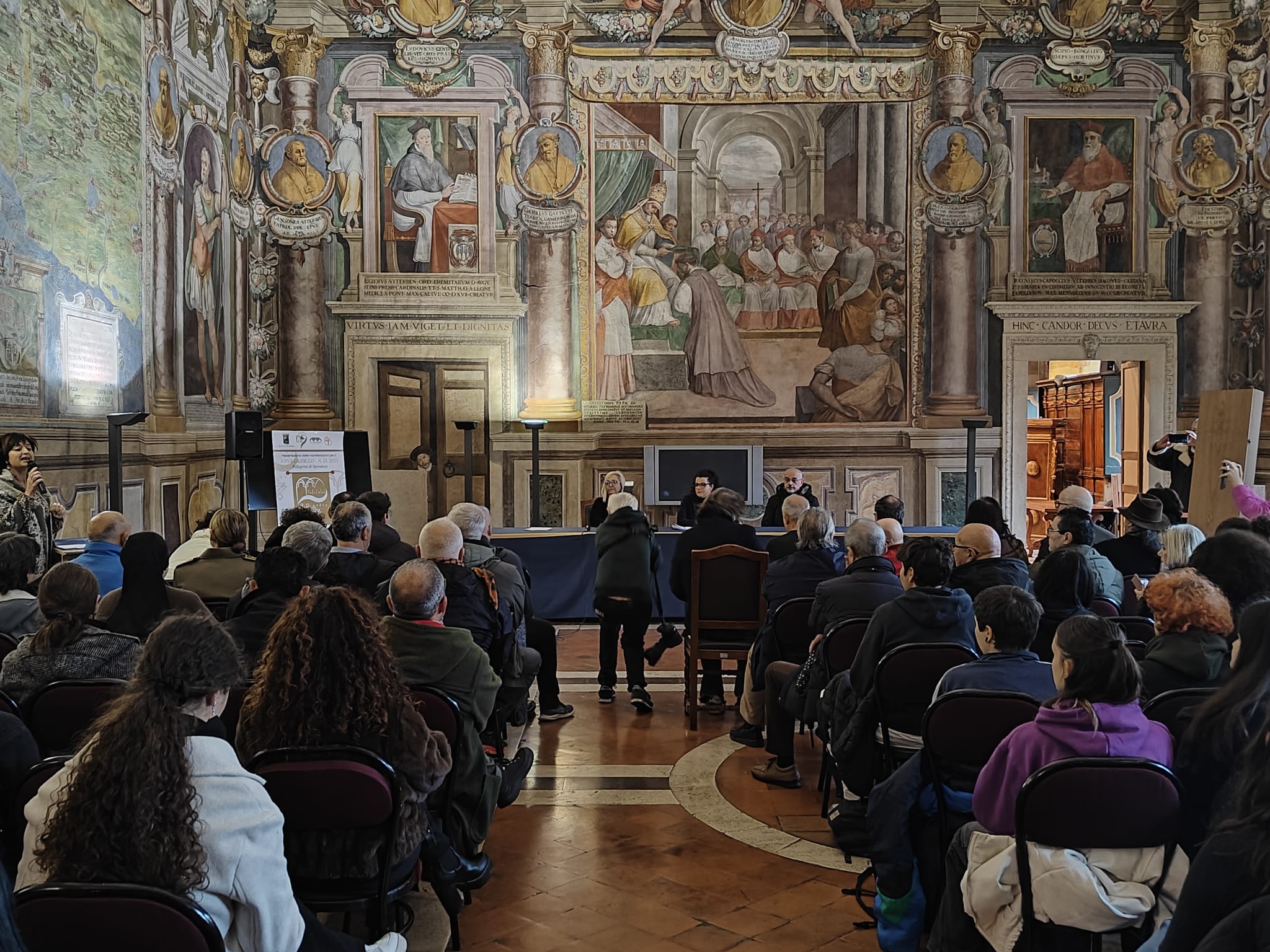 Viterbo – Stop a conferenze e presentazioni: il piano nobile di Palazzo dei Priori diventerà esclusivamente museo