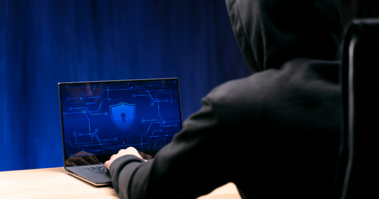 “Spoofing” telefonico, cos’è e come difendersi: i consigli dei Carabinieri