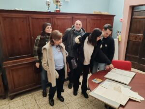 Tarquinia – Cento persone all’apertura straordinaria di Palazzo Vipereschi