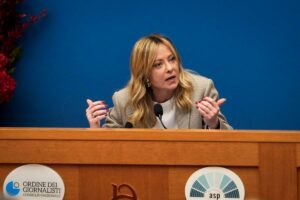 Ucraina, Meloni “Serve deterrenza per la pace, Ue parli con la Russia”