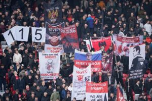 Resurrezione Carrick e Manchester di nuovo United, ma l’Arsenal non azzanna: Premier ancora aperta?