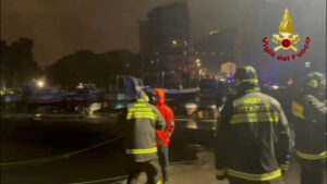 Maltempo a Palermo, interventi dei Vigili del Fuoco nelle aree portuali