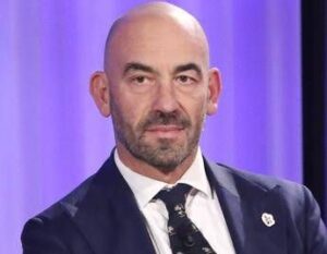 Usa fuori da Oms, Bassetti boccia Trump: “Non ne azzecca una”