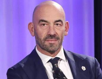 Usa fuori da Oms, Bassetti boccia Trump: “Non ne azzecca una”