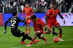 La Juve spreca, David sbaglia il rigore: 1-1 con il Lecce