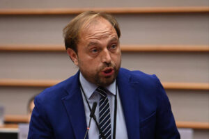 Allagamenti a Roma, Santori (Lega): “L’emergenza non è il maltempo ma l’incapacità amministrativa”