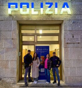 Roma – Intrappolate in un seminterrato invaso dall’acqua, due studentesse salvate da agenti di polizia