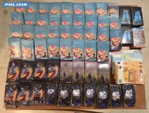 Roma: fugge all’alt e sperona auto polizia, arrestato