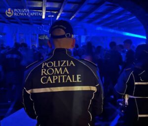 Roma – Oltre 400 controlli nei locali pubblici e minimarket, sequestrata una discoteca nel nord della Capitale