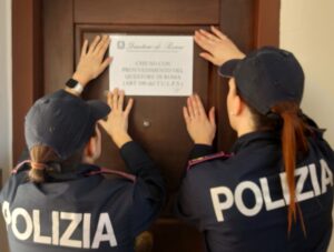 Roma: scoperto alloggio turistico “fantasma” vicino al Vaticano, licenza sospesa per 5 giorni